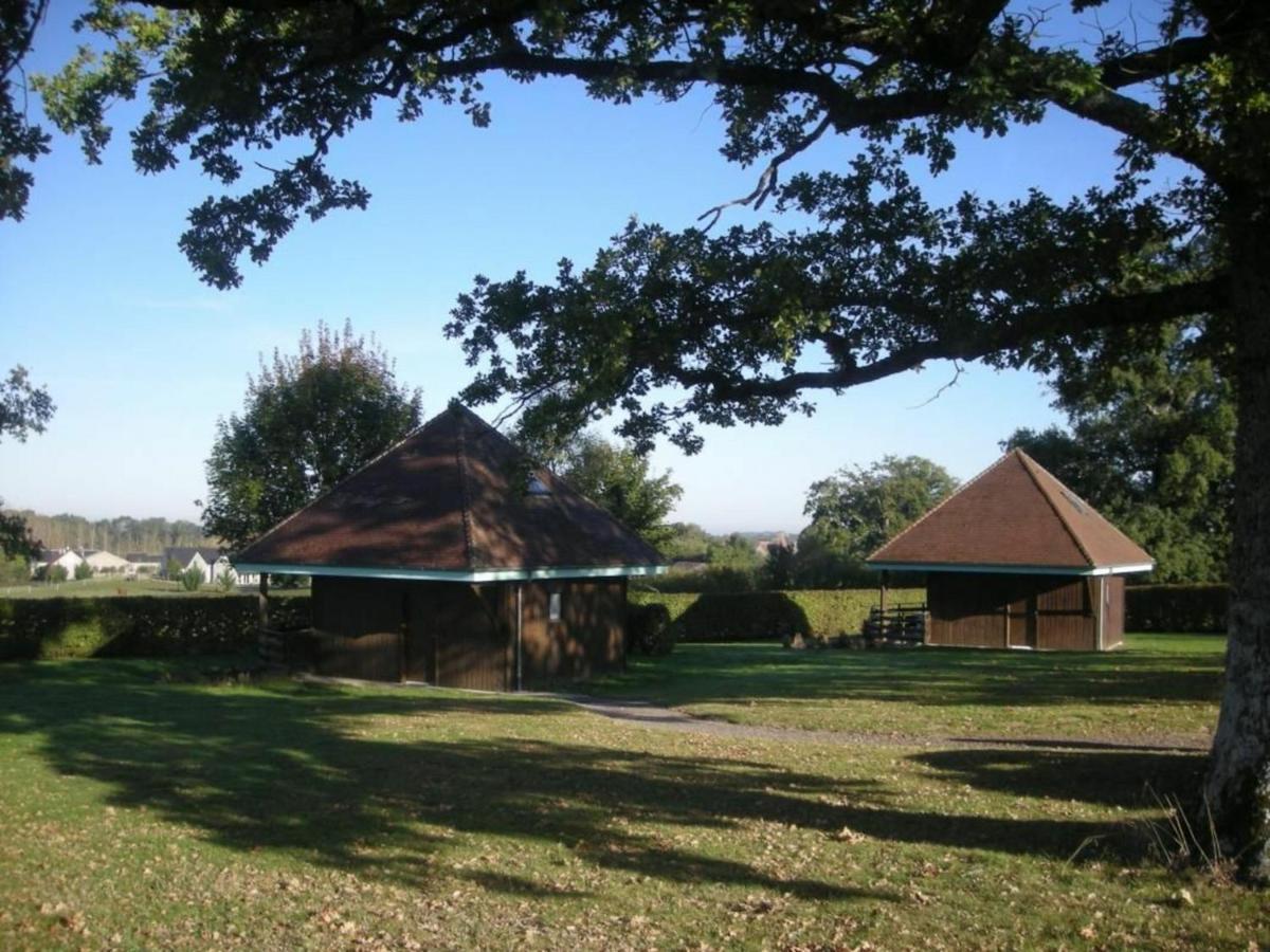 Chalet En Pleine Nature A Orsennes Avec Etang A Proximite, Ideal Pour 6 Personnes Et Animaux Admis - Fr-1-591-170 Экстерьер фото